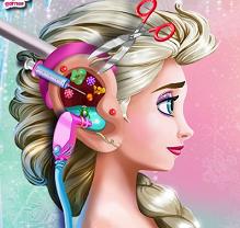 Play Elsa Ear Emergency Game