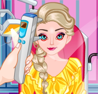 Play Elsa Goes Eye Doctor Game