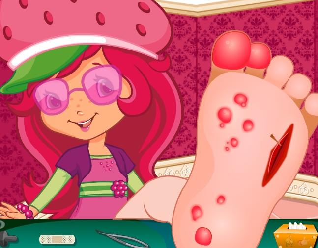 Play Strawberry Foot Care Game