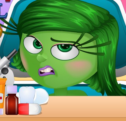 Play Disgust Dental Treatment Game