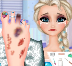 Play Elsa Foot Injured Game