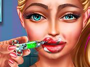 Play Super Doll Lips Injections Game